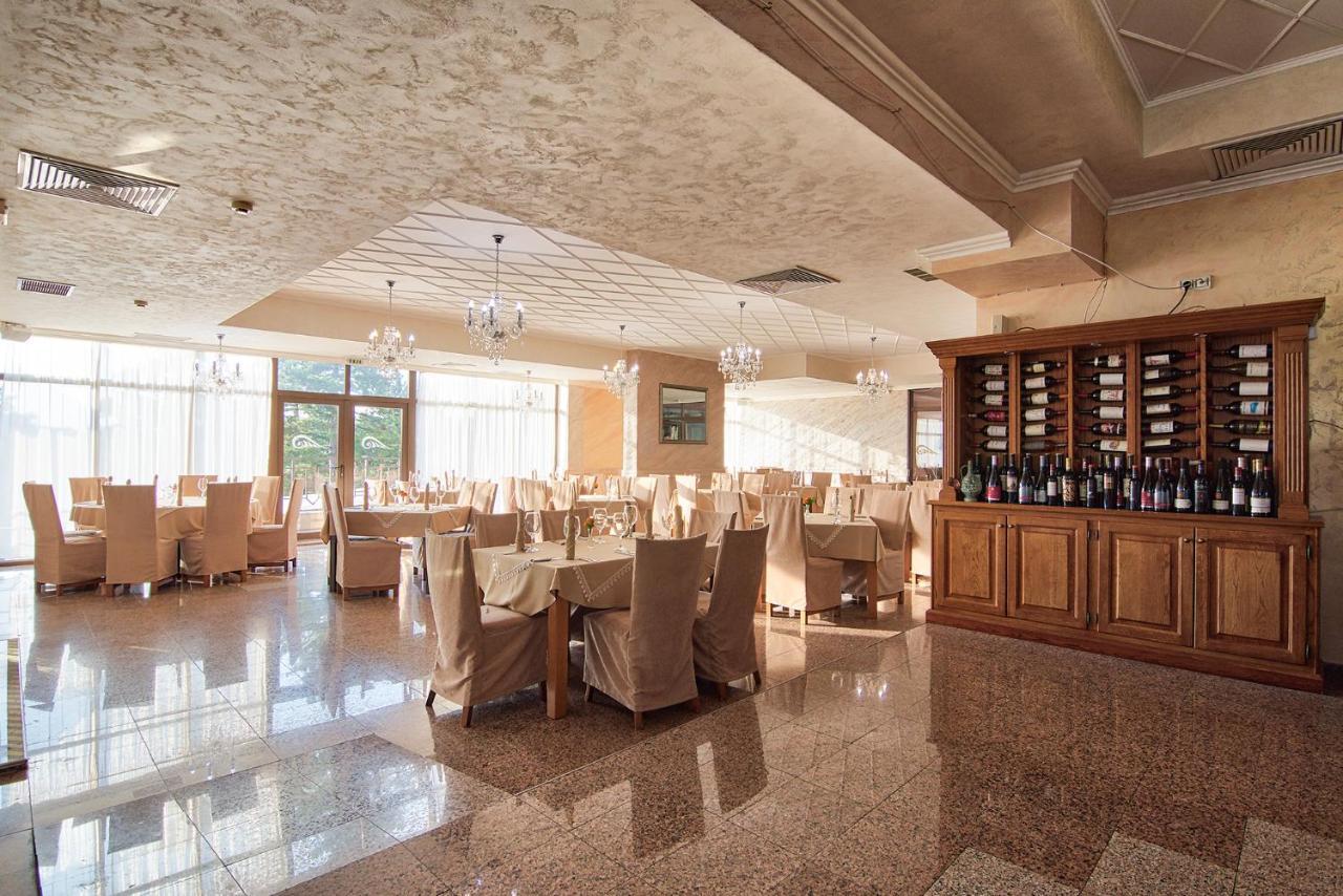 Park Hotel Arbanassi מראה חיצוני תמונה