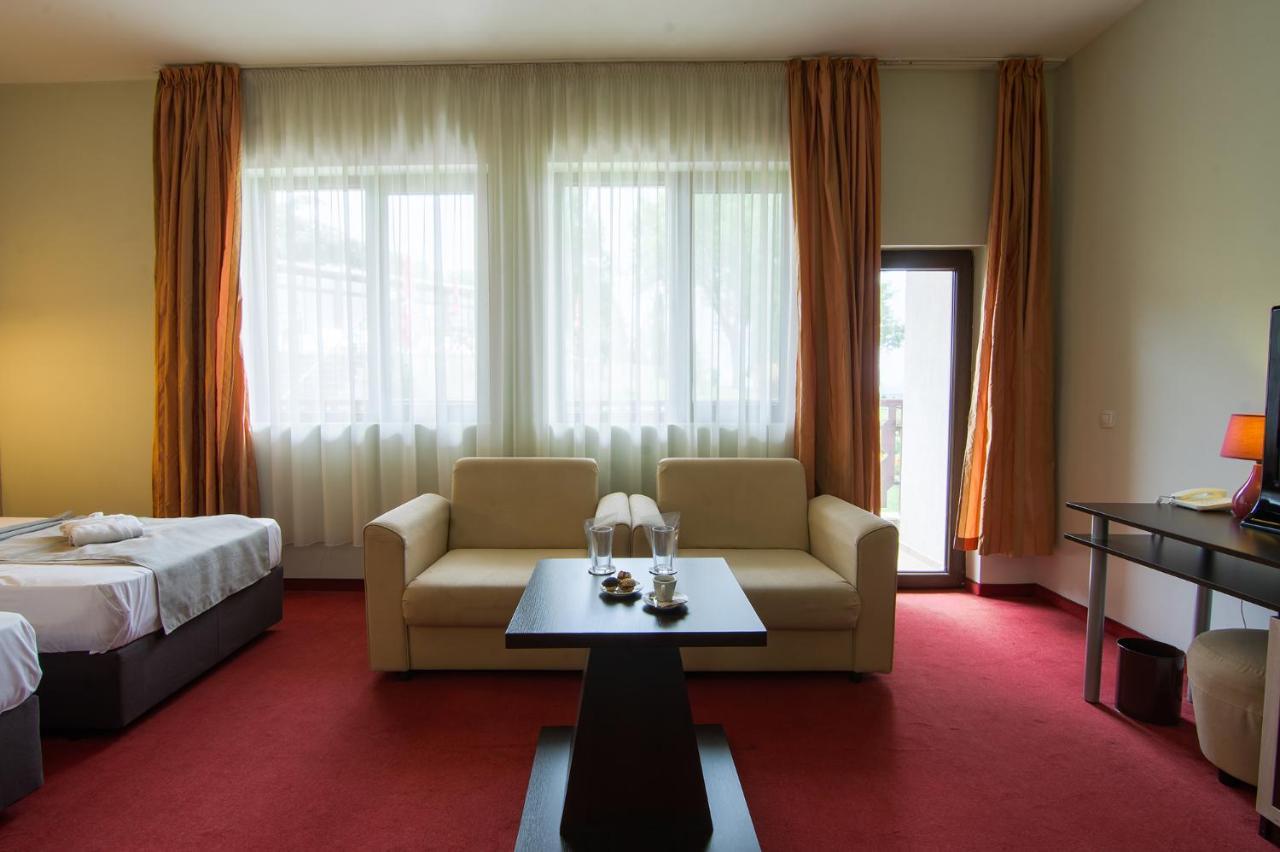 Park Hotel Arbanassi מראה חיצוני תמונה