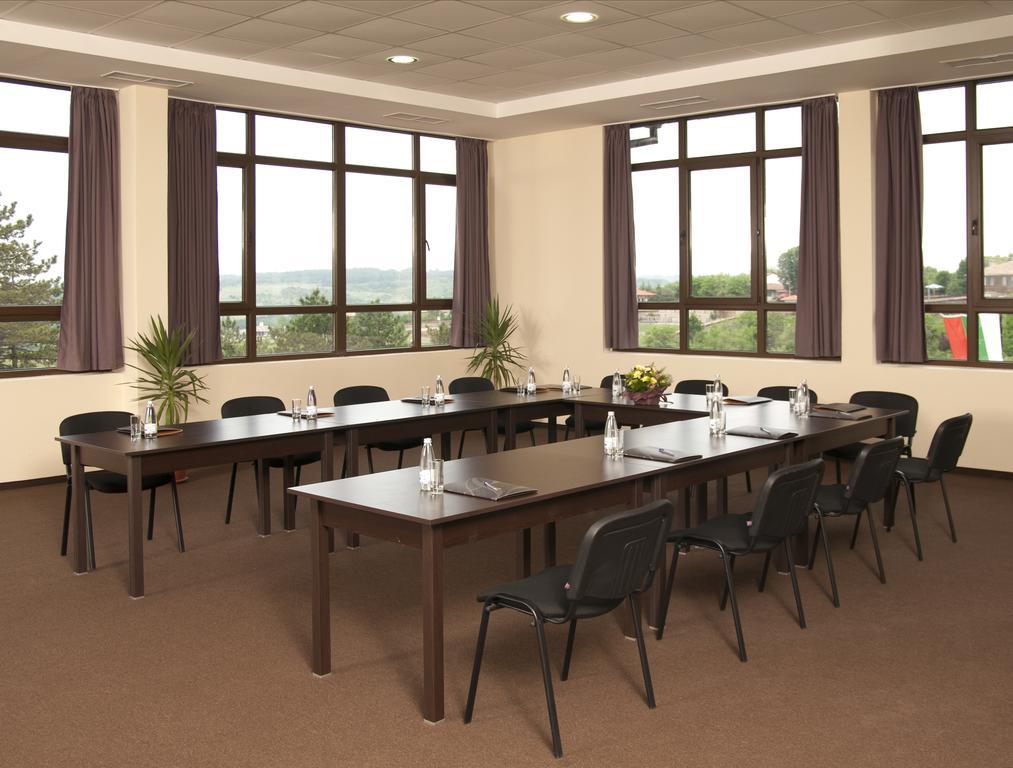 Park Hotel Arbanassi מראה חיצוני תמונה